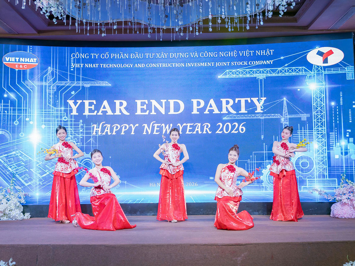 Tiệc tất niên 2025